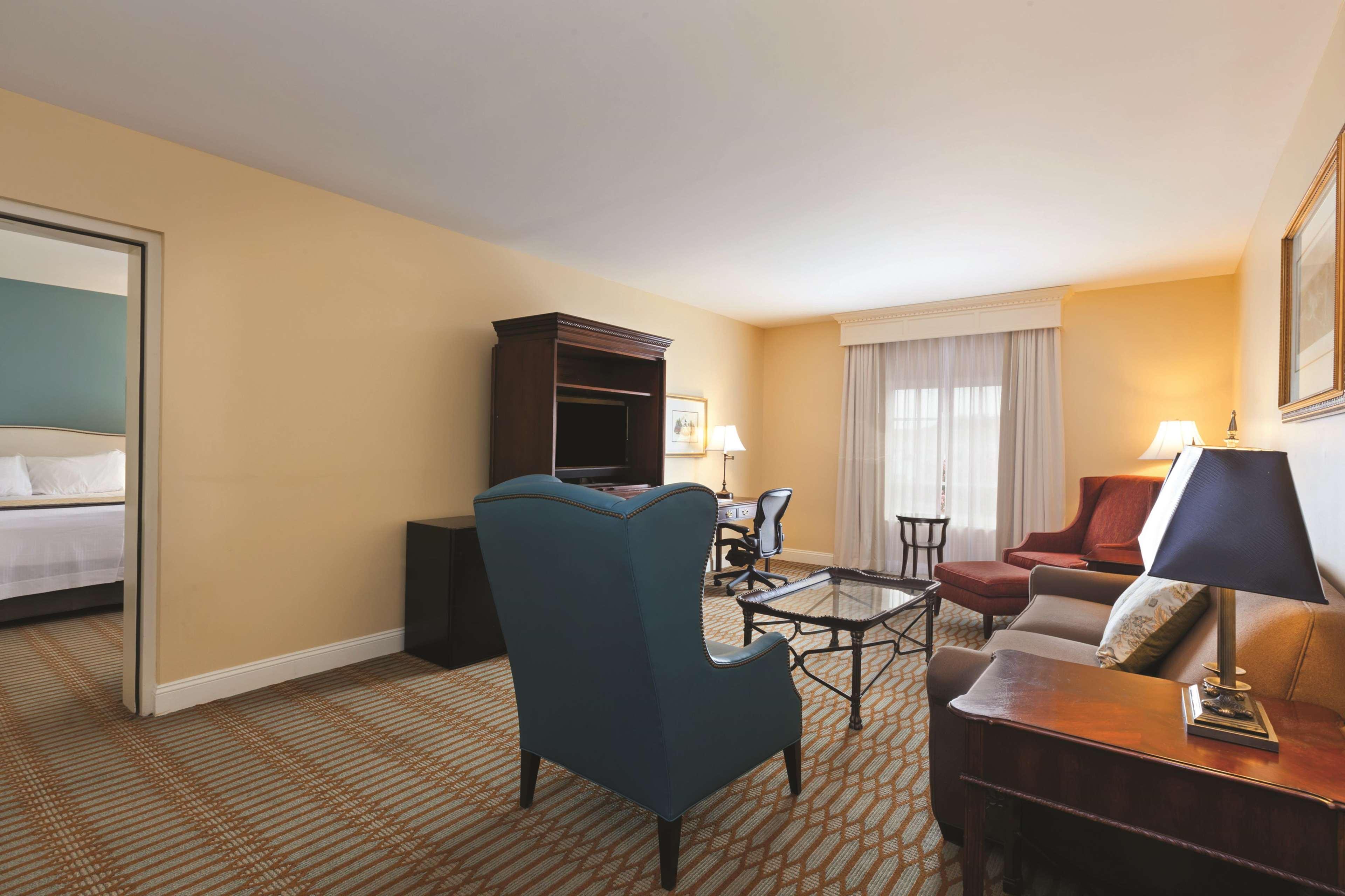 Virginia Crossings Hotel, Tapestry Collection By Hilton Glen Allen Εξωτερικό φωτογραφία