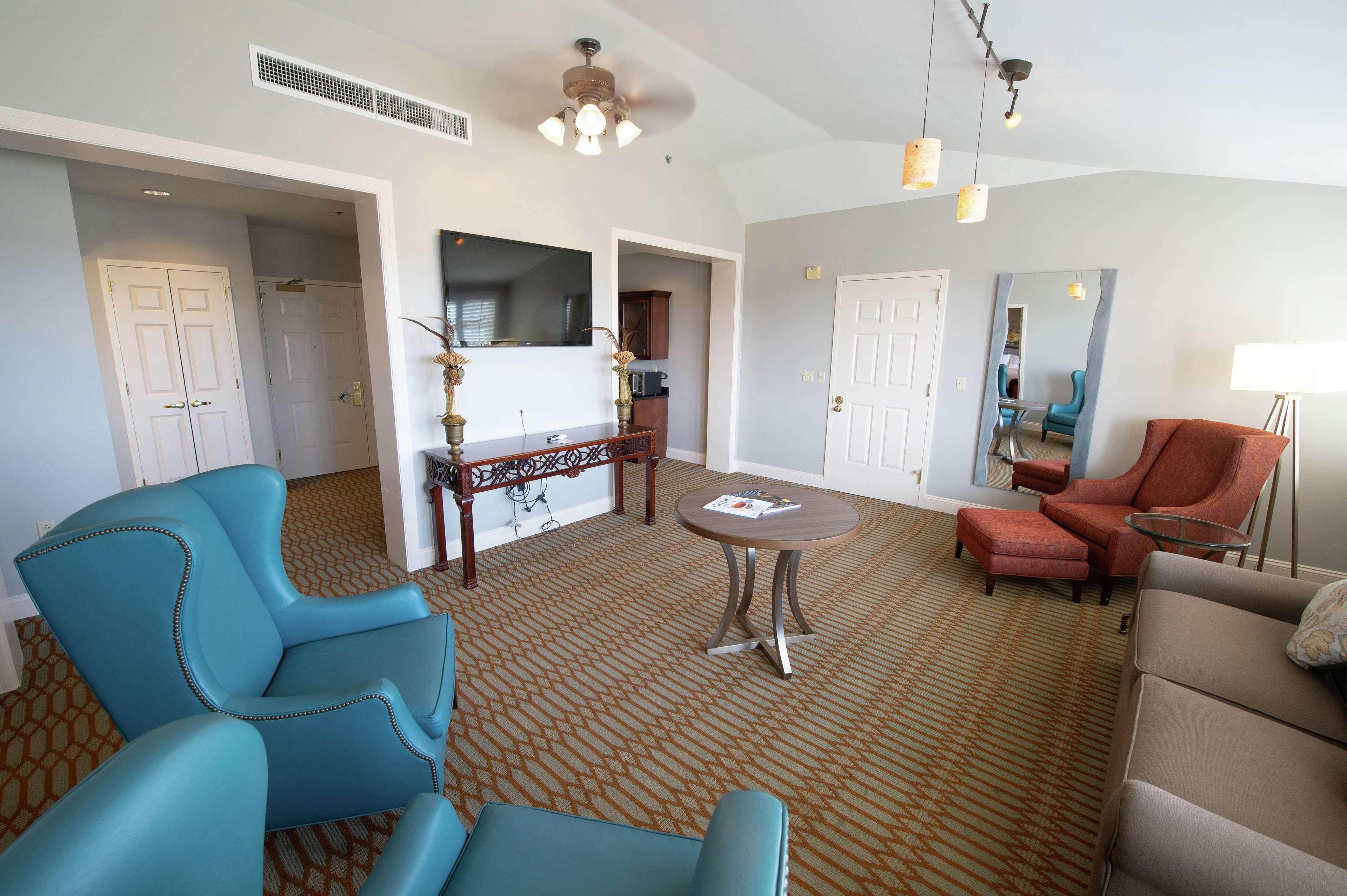 Virginia Crossings Hotel, Tapestry Collection By Hilton Glen Allen Εξωτερικό φωτογραφία
