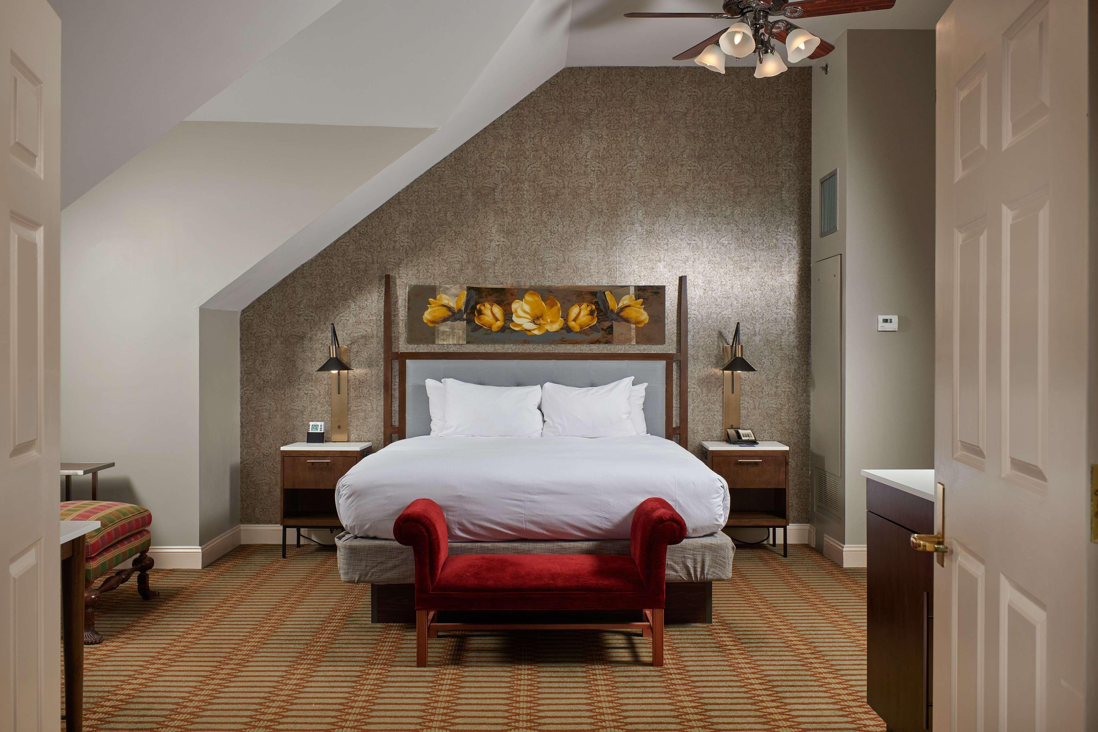 Virginia Crossings Hotel, Tapestry Collection By Hilton Glen Allen Εξωτερικό φωτογραφία