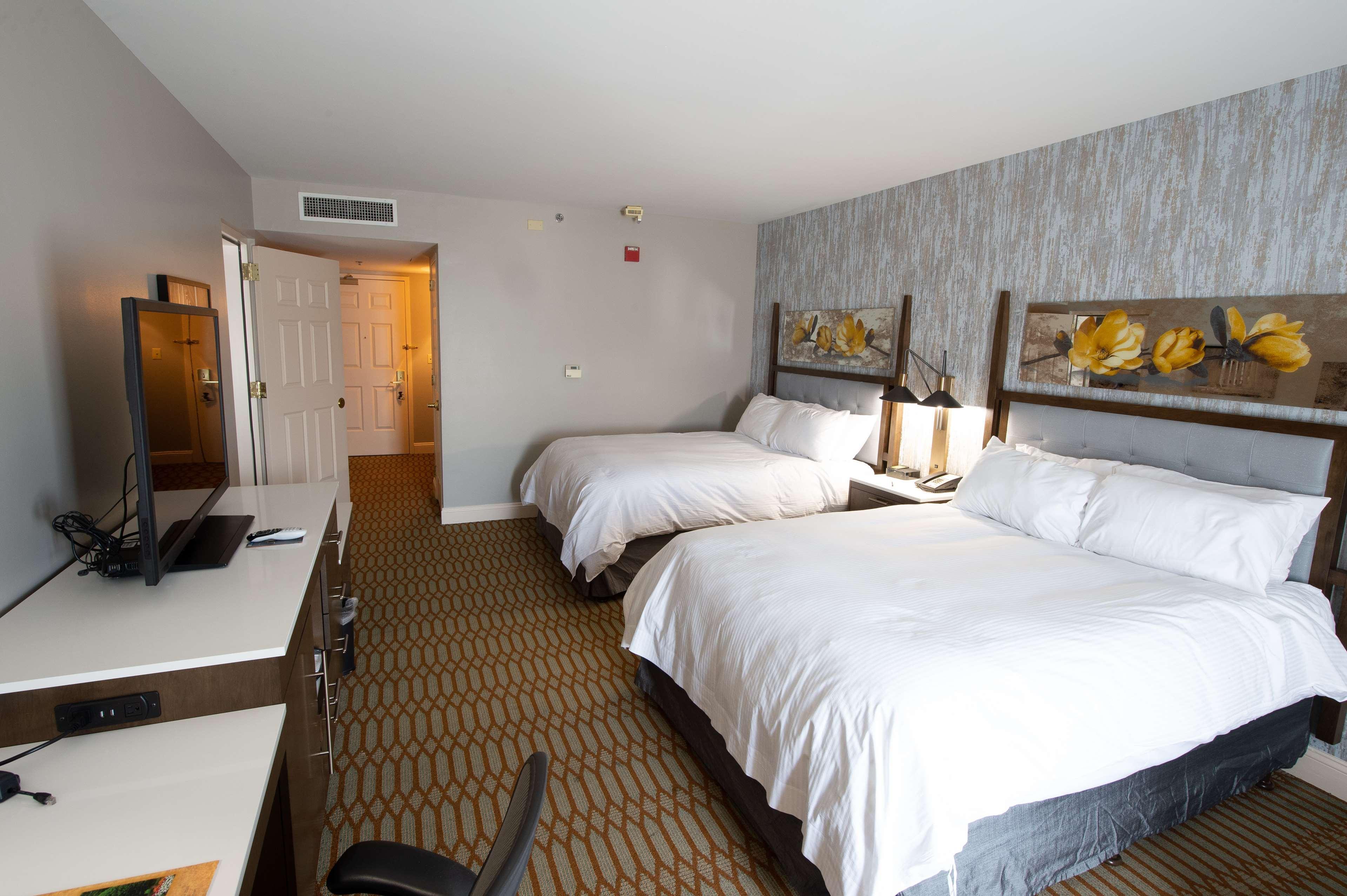Virginia Crossings Hotel, Tapestry Collection By Hilton Glen Allen Εξωτερικό φωτογραφία