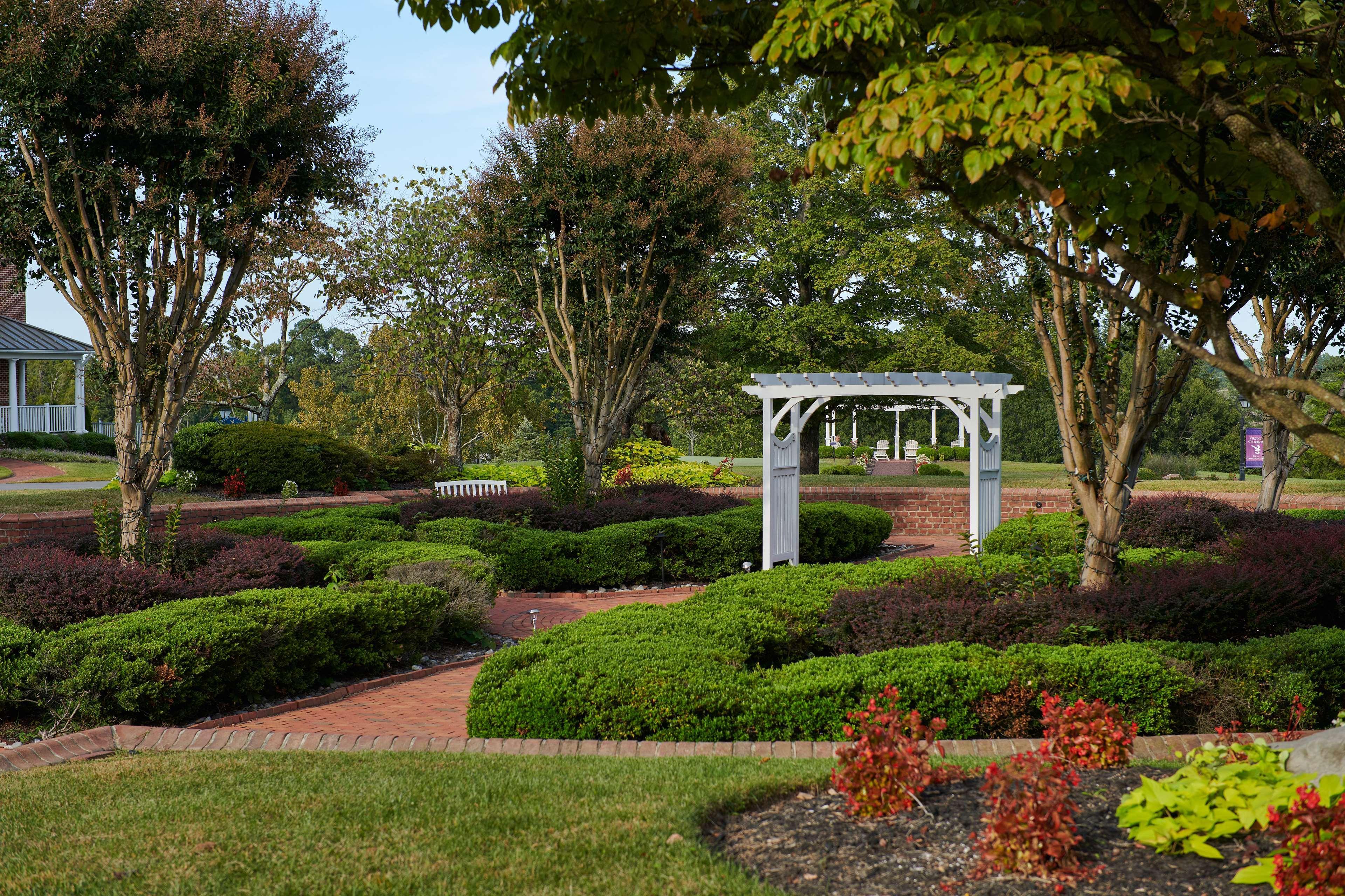 Virginia Crossings Hotel, Tapestry Collection By Hilton Glen Allen Εξωτερικό φωτογραφία