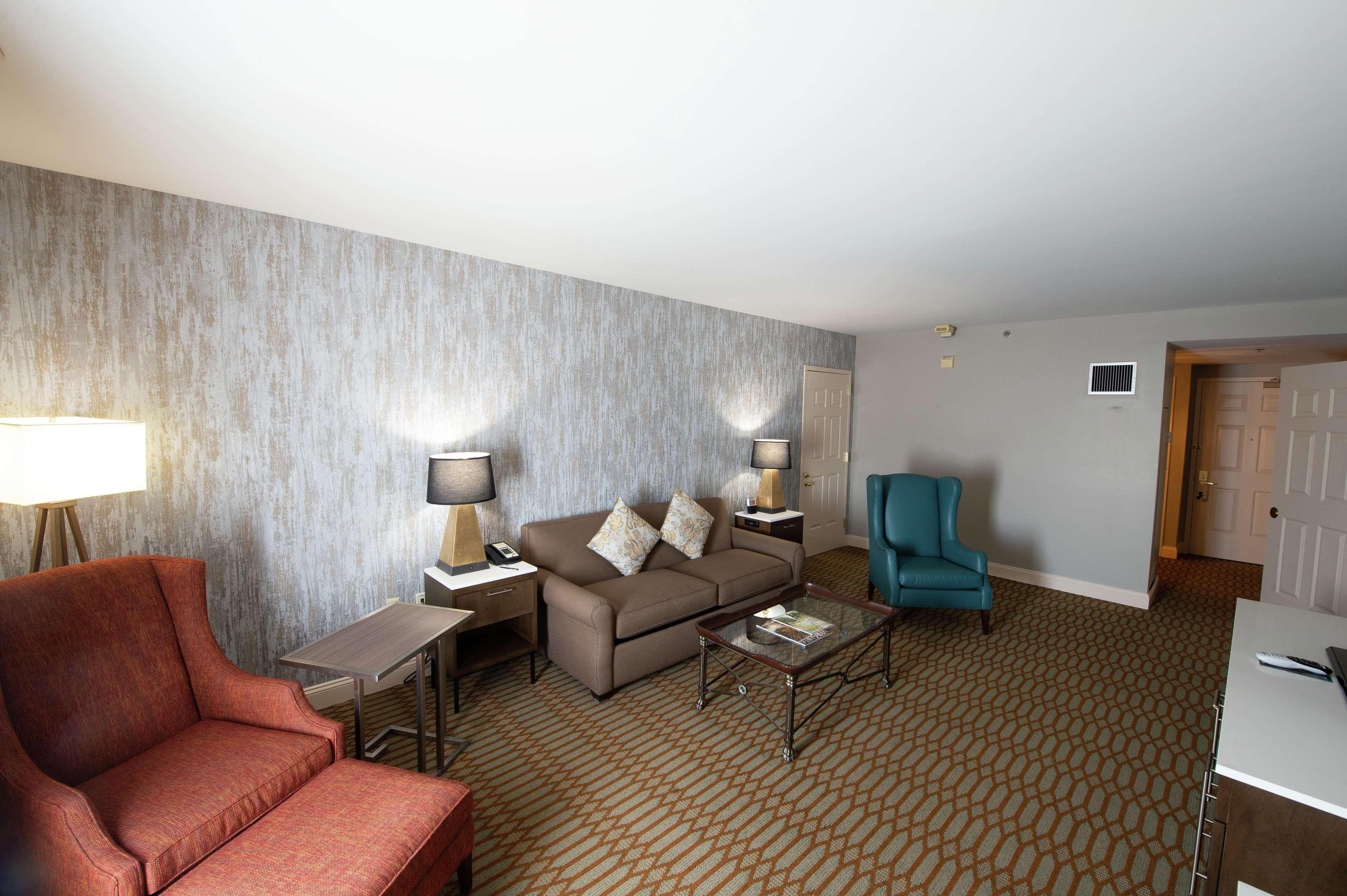 Virginia Crossings Hotel, Tapestry Collection By Hilton Glen Allen Εξωτερικό φωτογραφία
